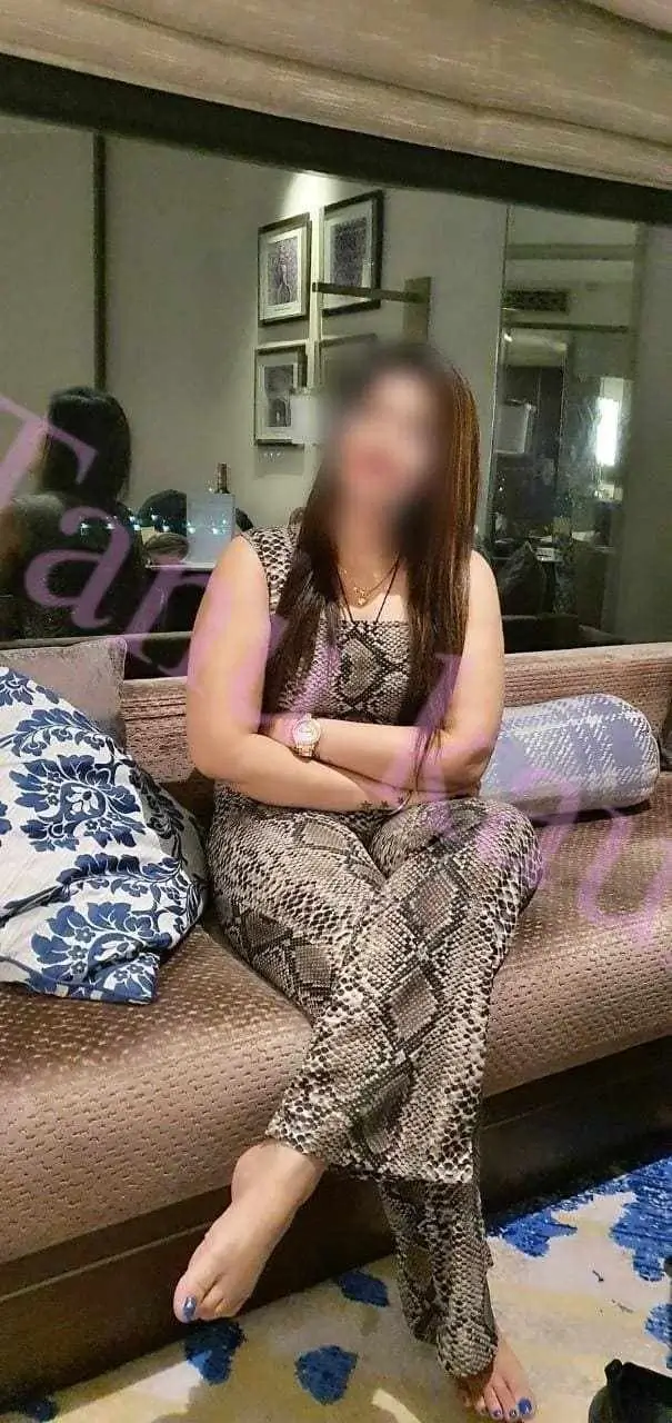 call girls in Rajkot